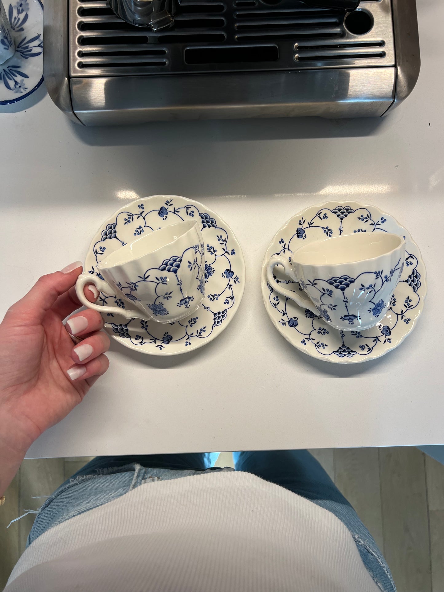 Chestertown Cup & Saucers