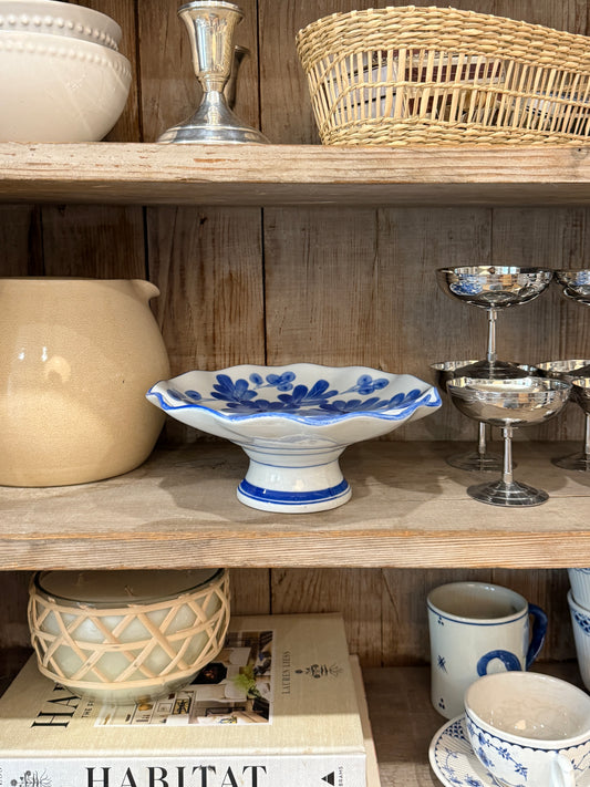 Assisi Cake Stand