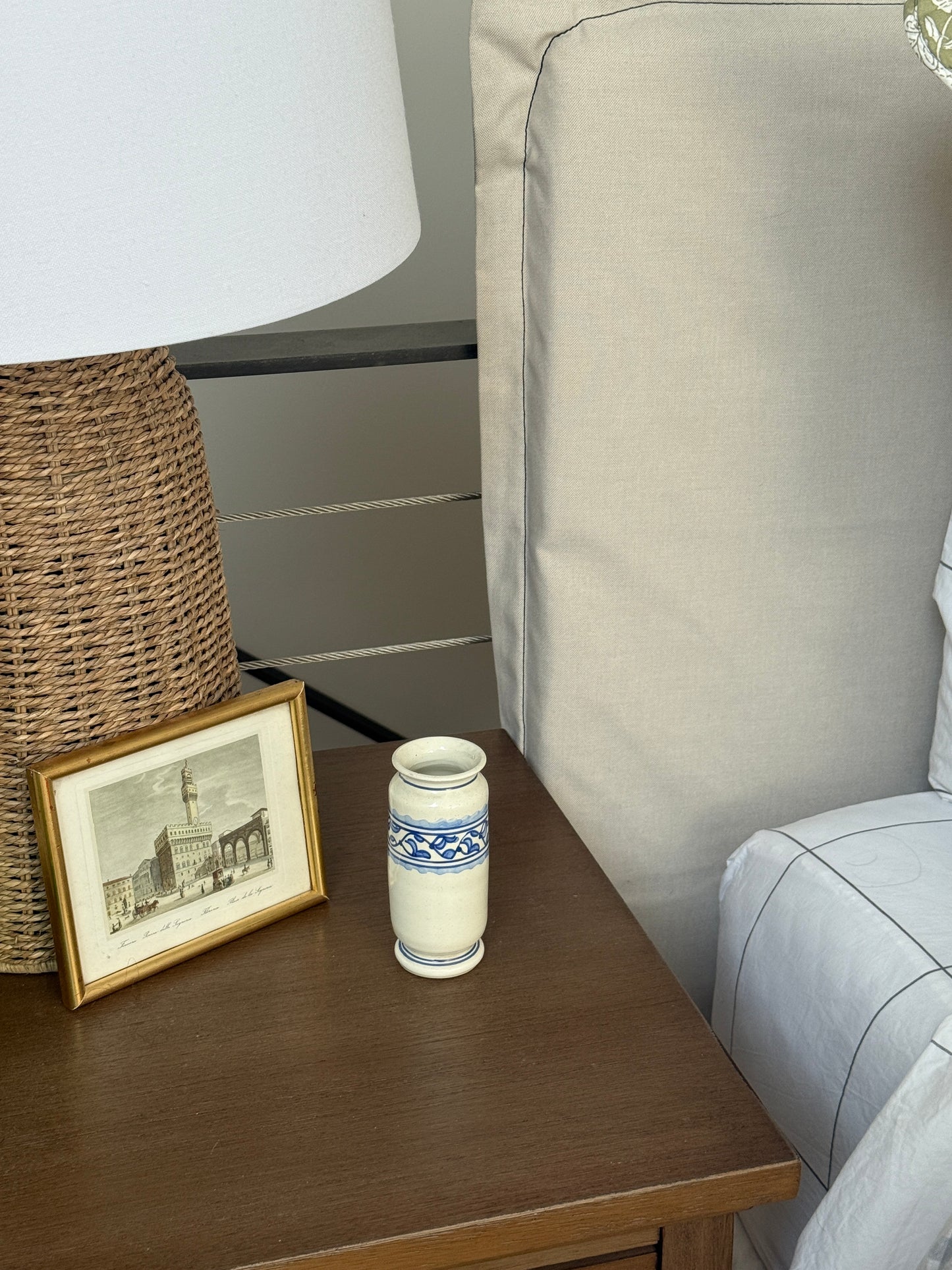 Trevi Bulb Vase