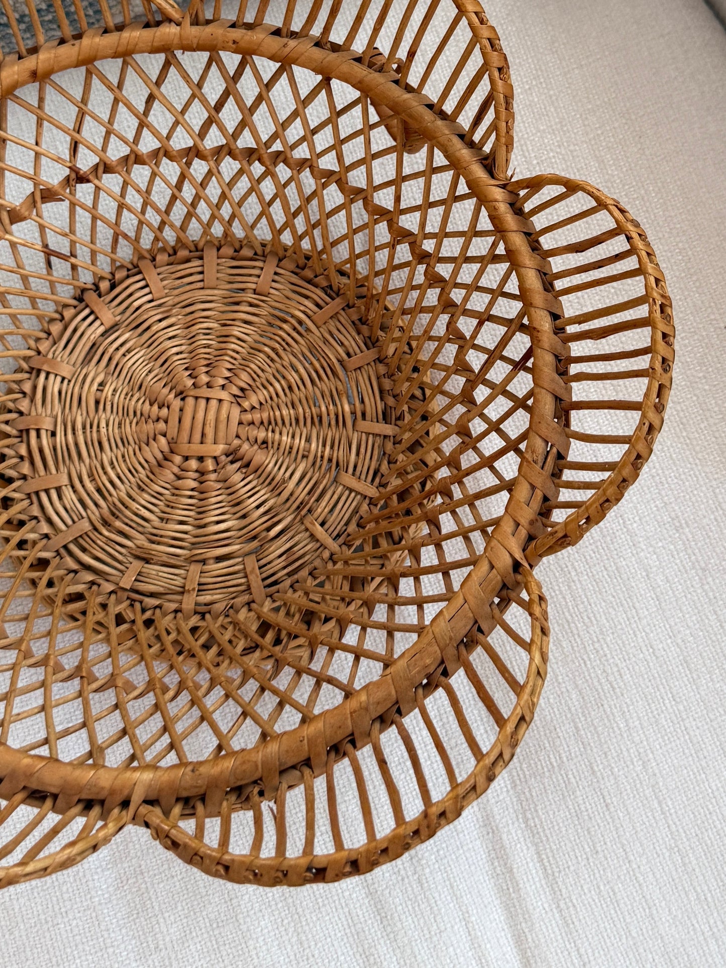 Scalloped Basket