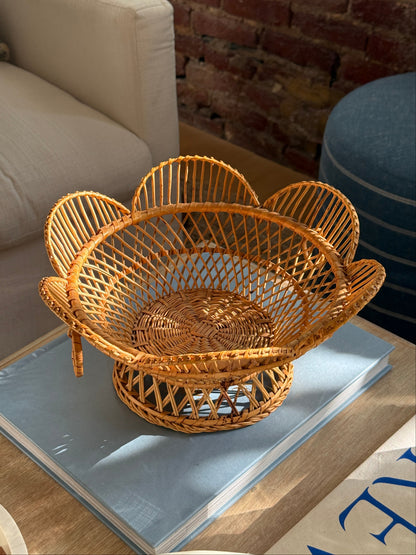 Scalloped Basket